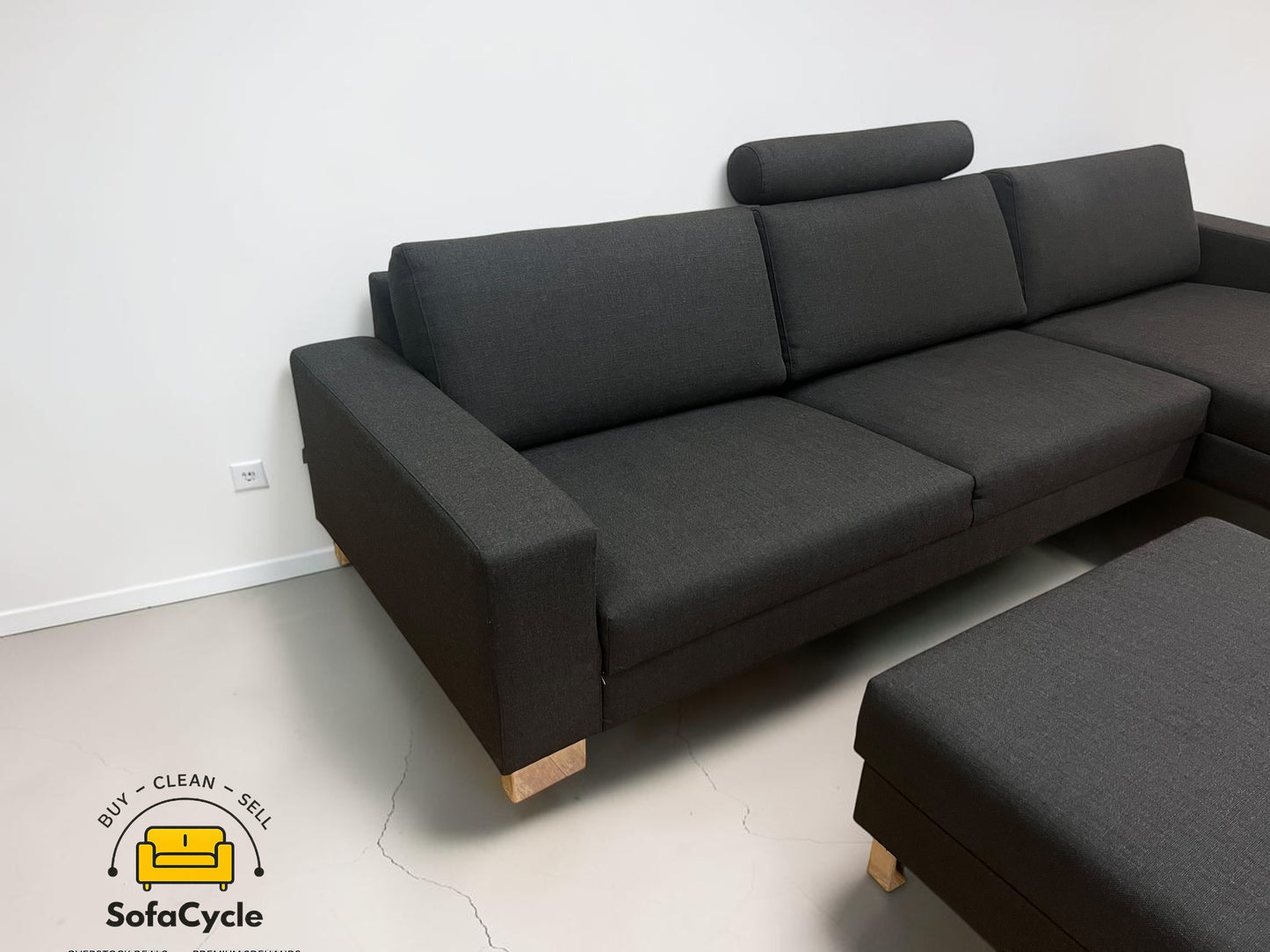 SITS hoekzetel zwart in stof met poef, hoek R – tweedehands