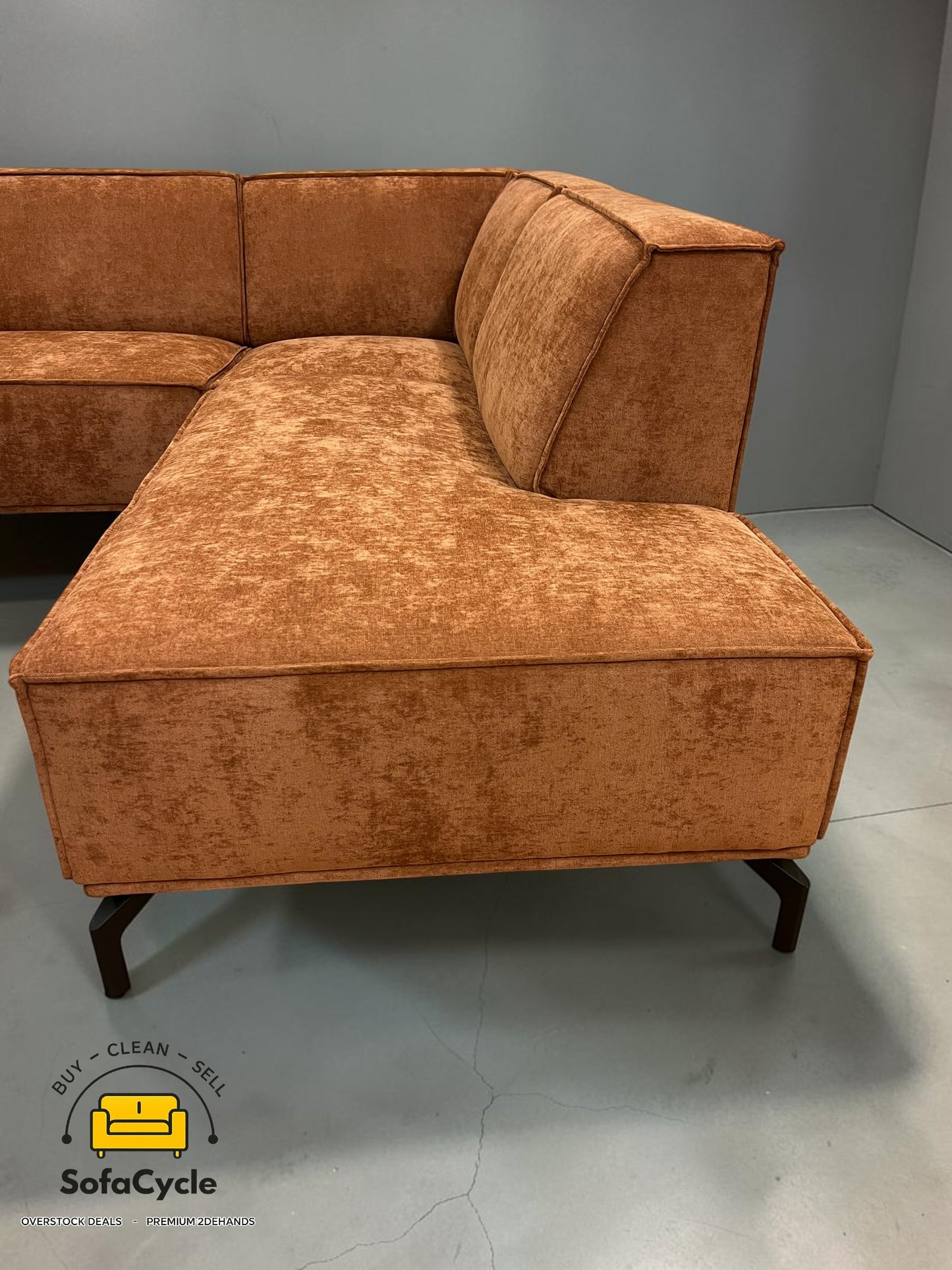 Calvaro hoekzetel roestbruin in stof, hoek L – overstock
