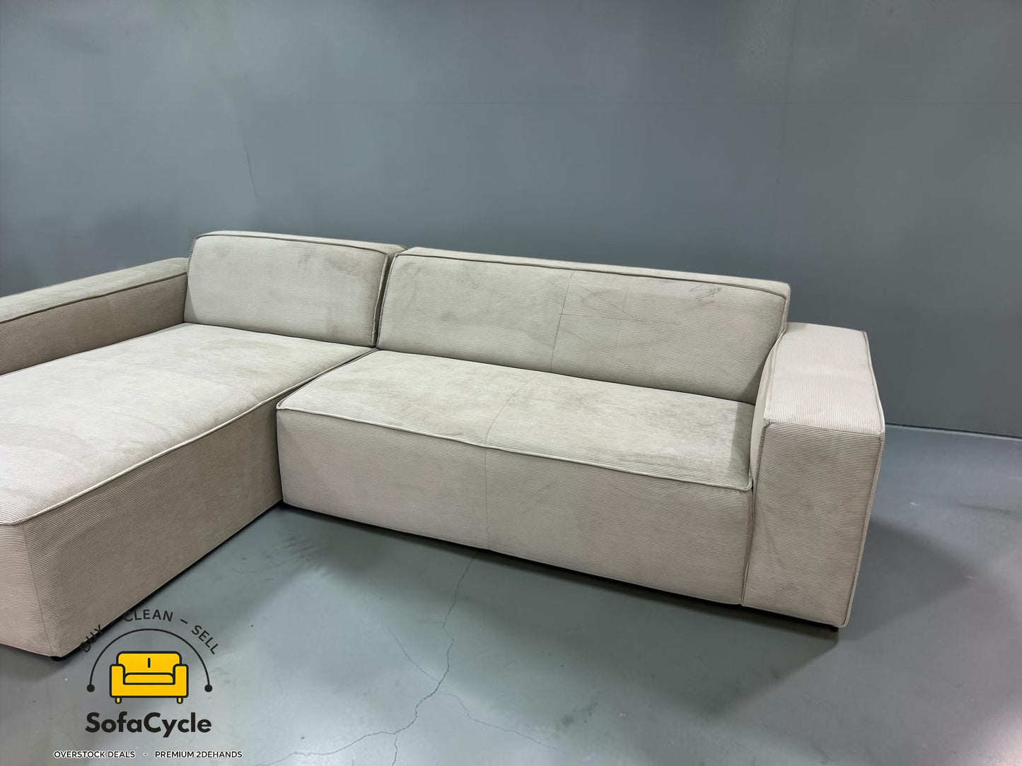 Quattro hoekzetel beige in fluweel, hoek L – overstock