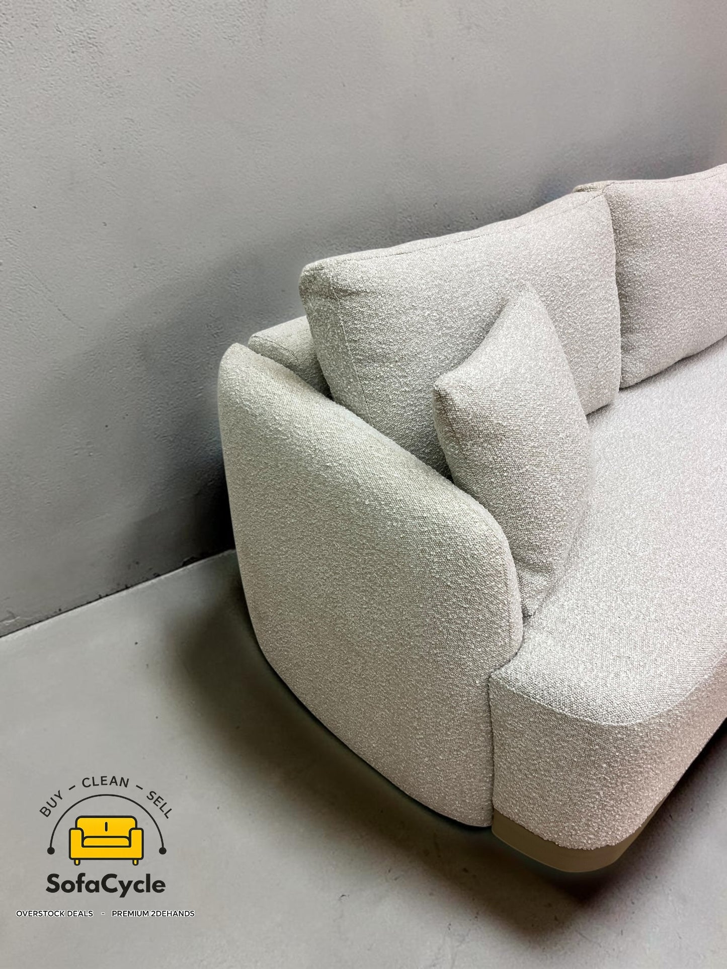 Hoekzetel wit in bouclé met slaapfunctie – overstock