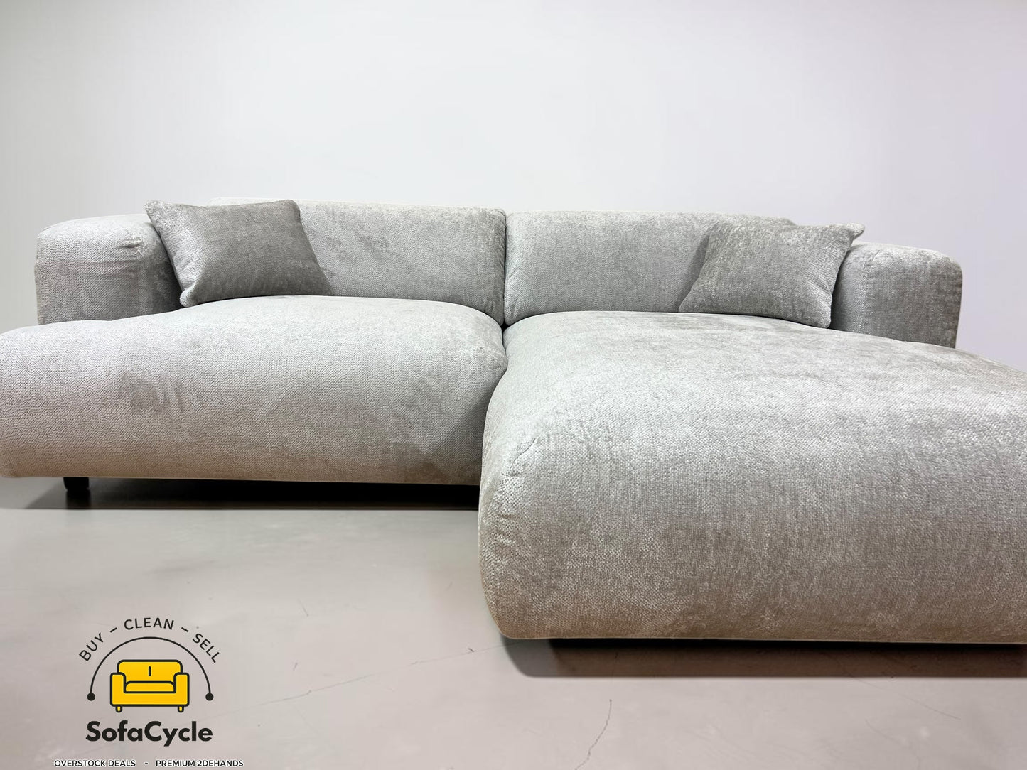 Hoekzetel grijs in bouclé met extra breed ligvlak – overstock
