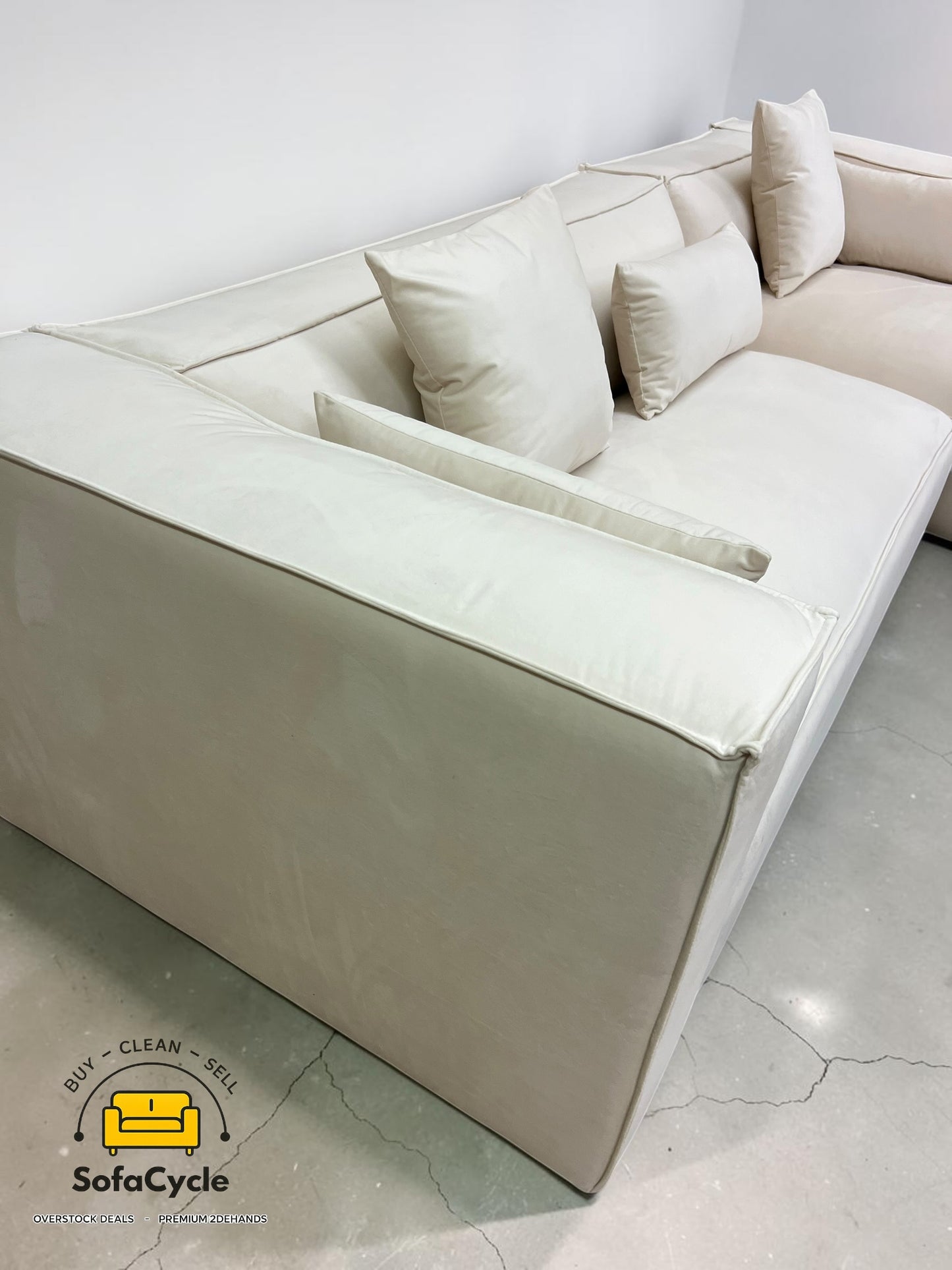 Hoekzetel beige in fluweel extra breed ligvlak – overstock