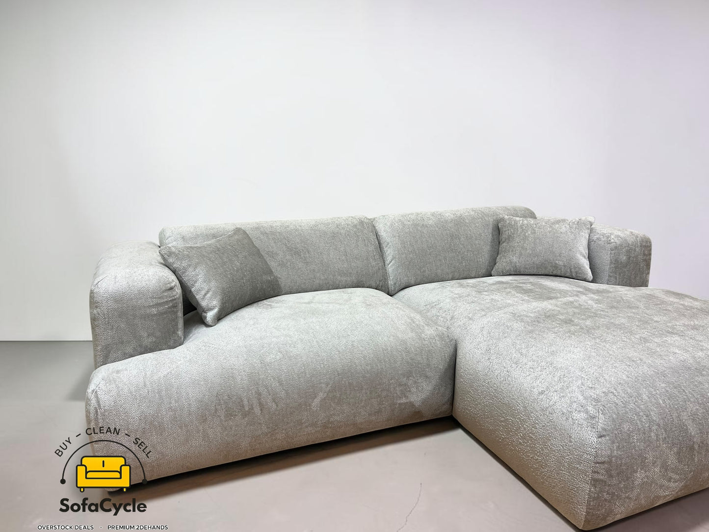 Hoekzetel grijs in bouclé met extra breed ligvlak – overstock