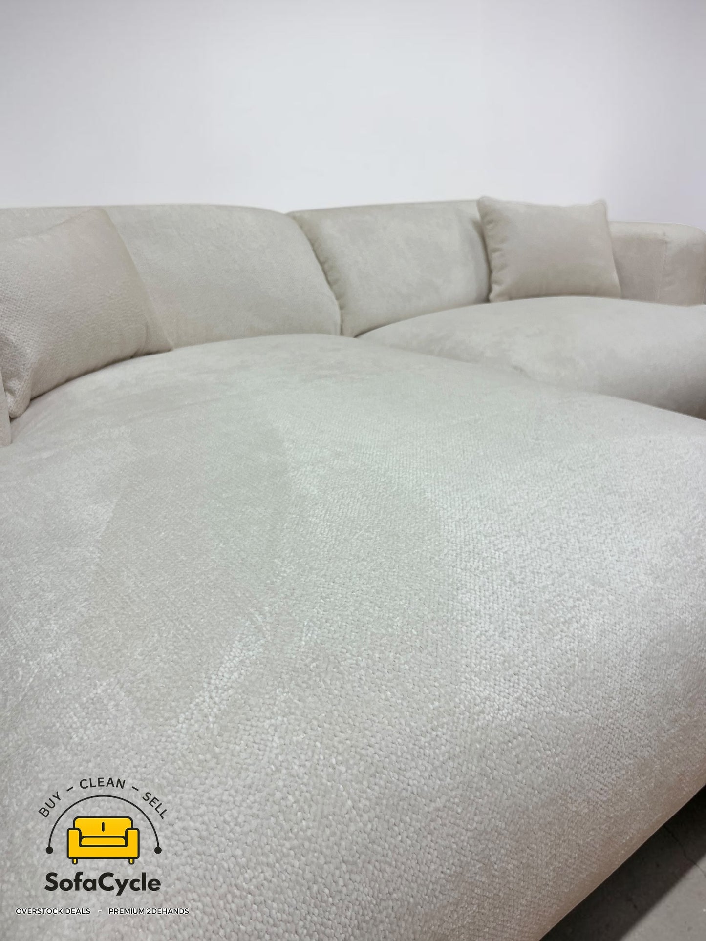 Hoekzetel wit in bouclé extra breed ligvlak – overstock