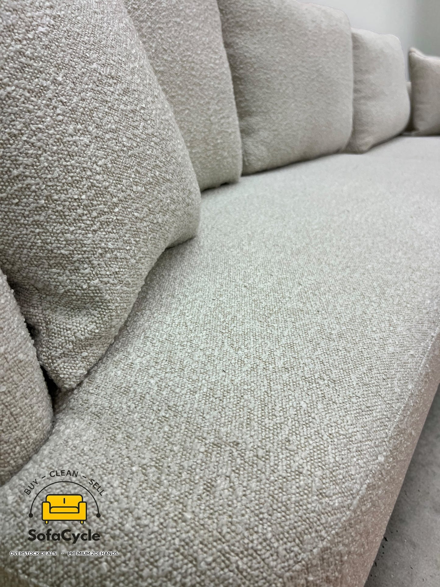 Hoekzetel wit in bouclé met slaapfunctie – overstock