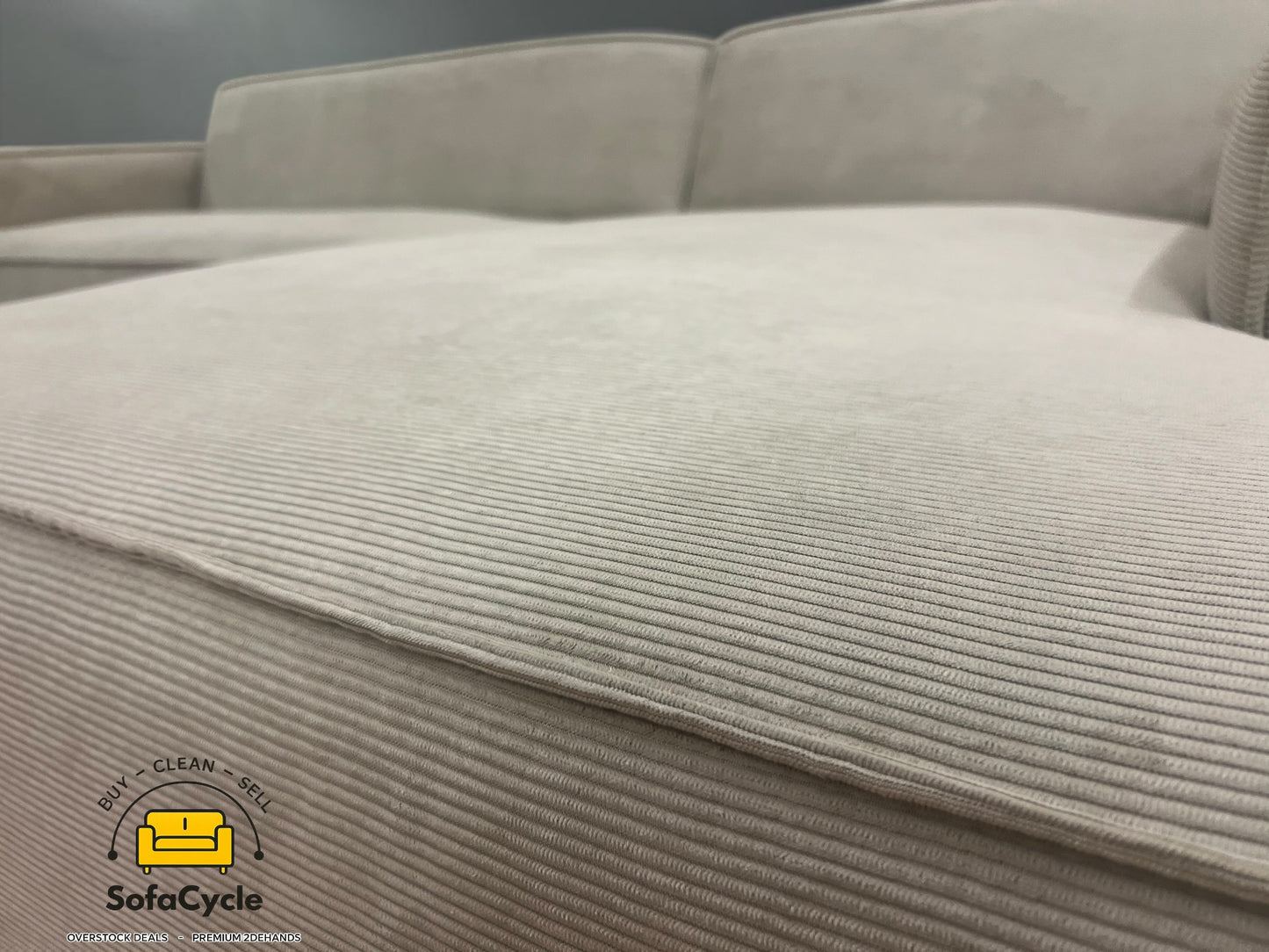 Quattro hoekzetel beige in fluweel, hoek R – overstock