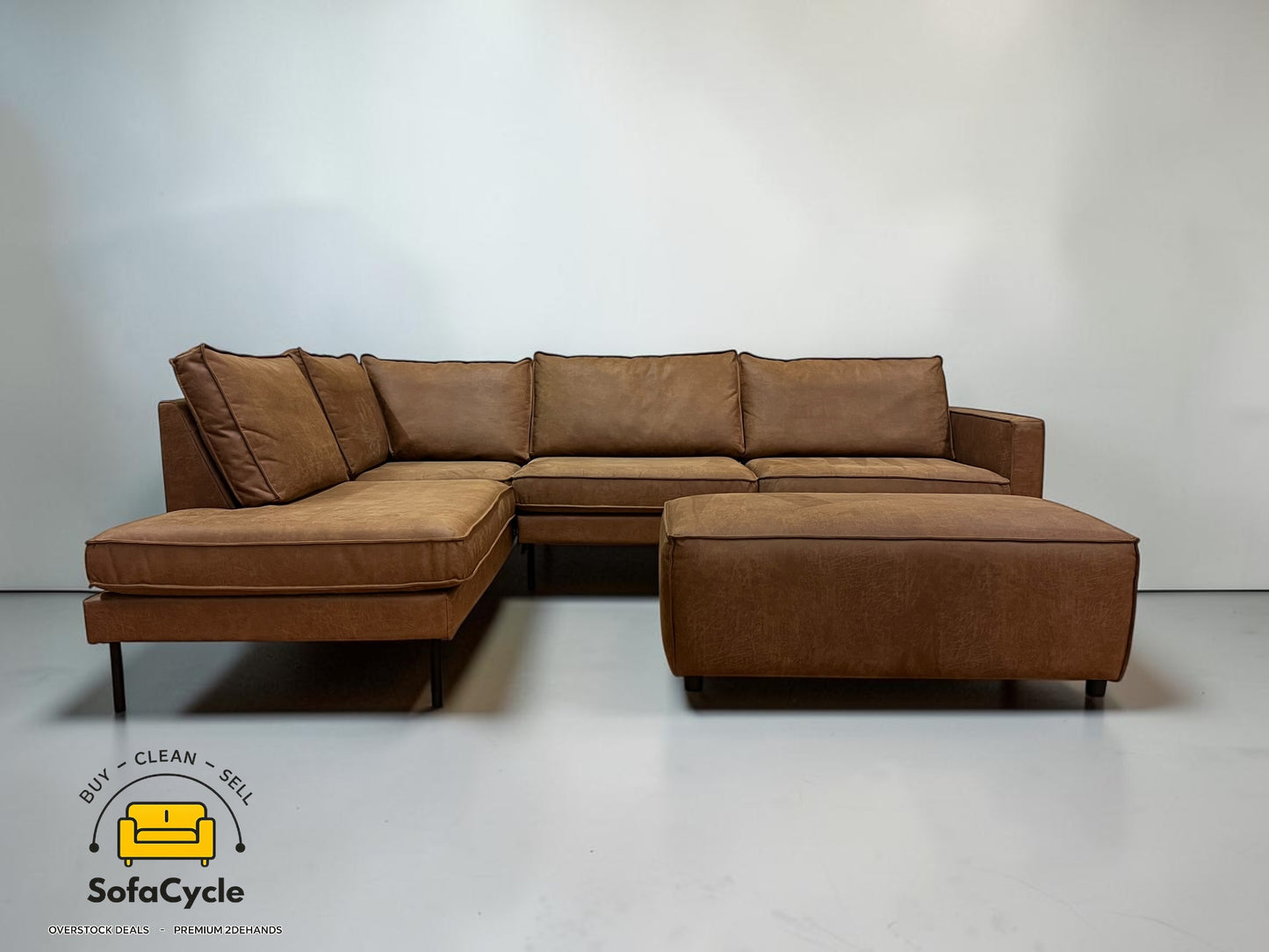 Hoekzetel cognac in microvezel met poef – tweedehands