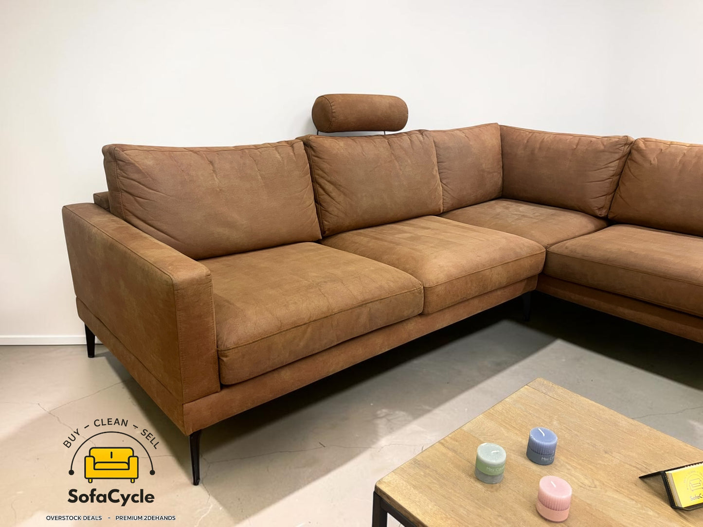 Hoekzetel cognac in microvezel met hoofdsteun – tweedehands