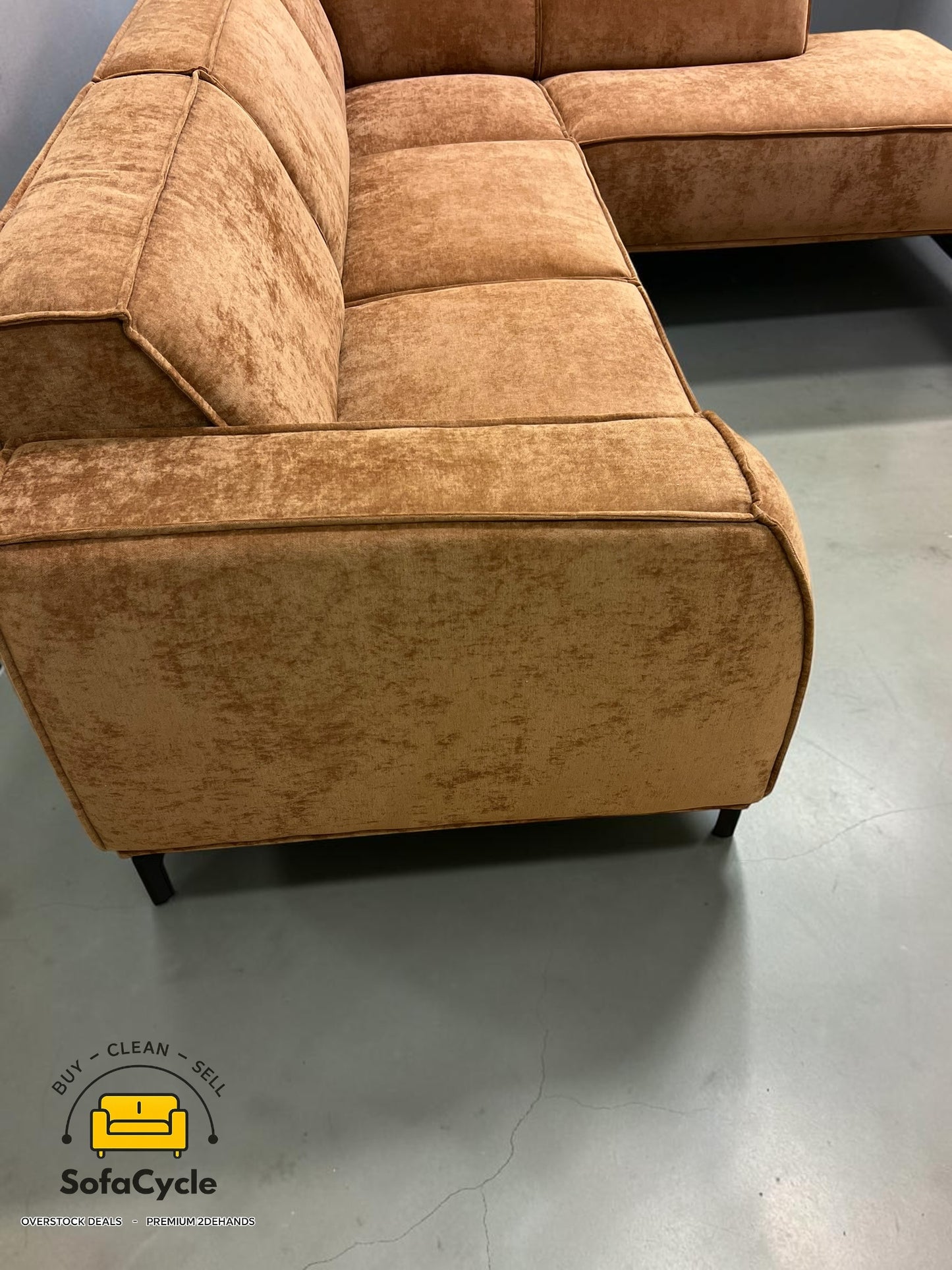 Calvaro hoekzetel roestbruin in stof, hoek L – overstock