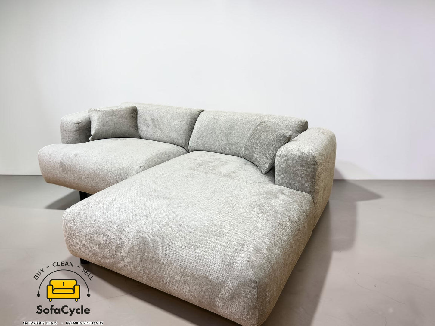 Hoekzetel grijs in bouclé met extra breed ligvlak – overstock