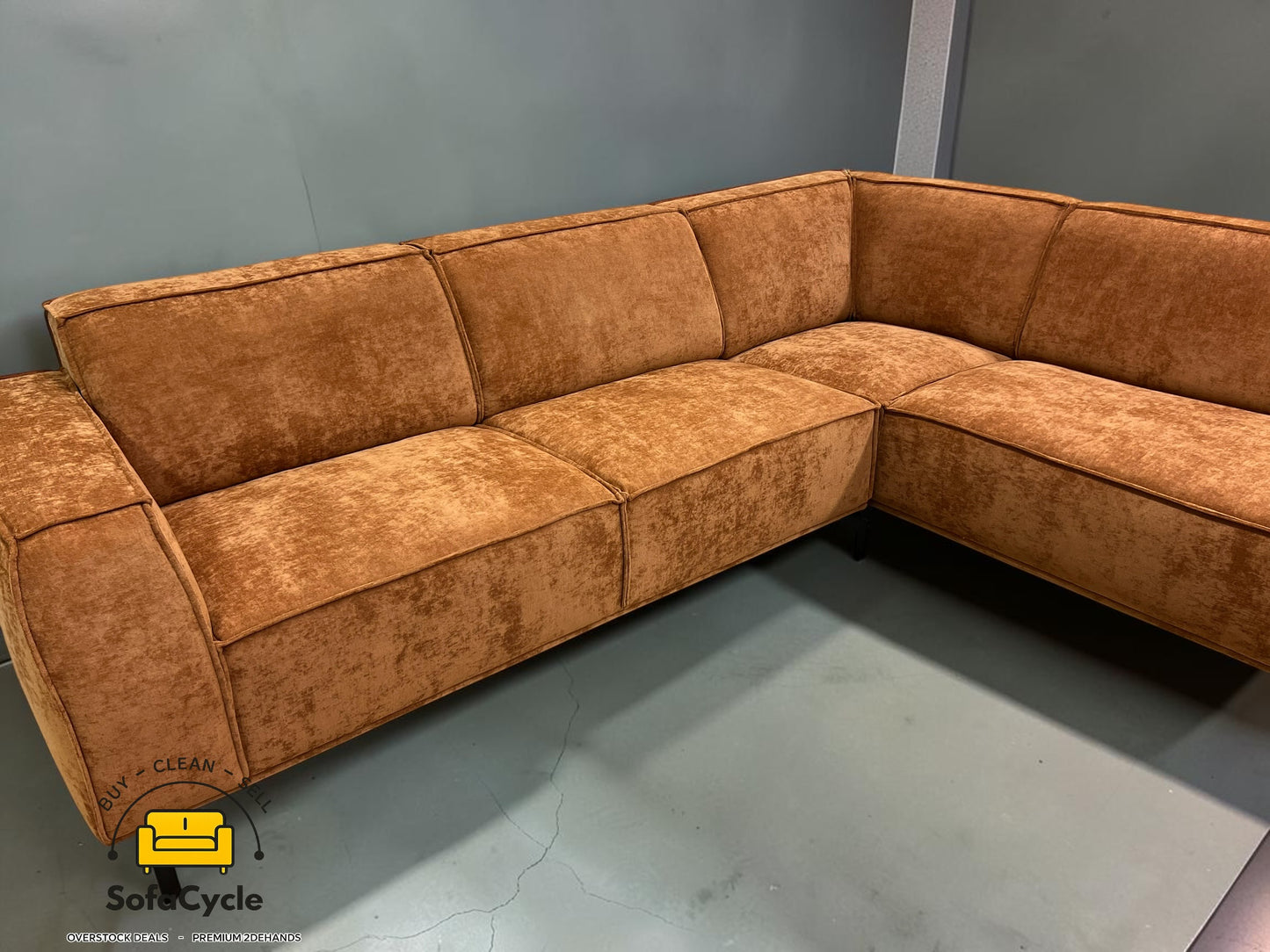 Calvaro hoekzetel roestbruin in stof, hoek L – overstock