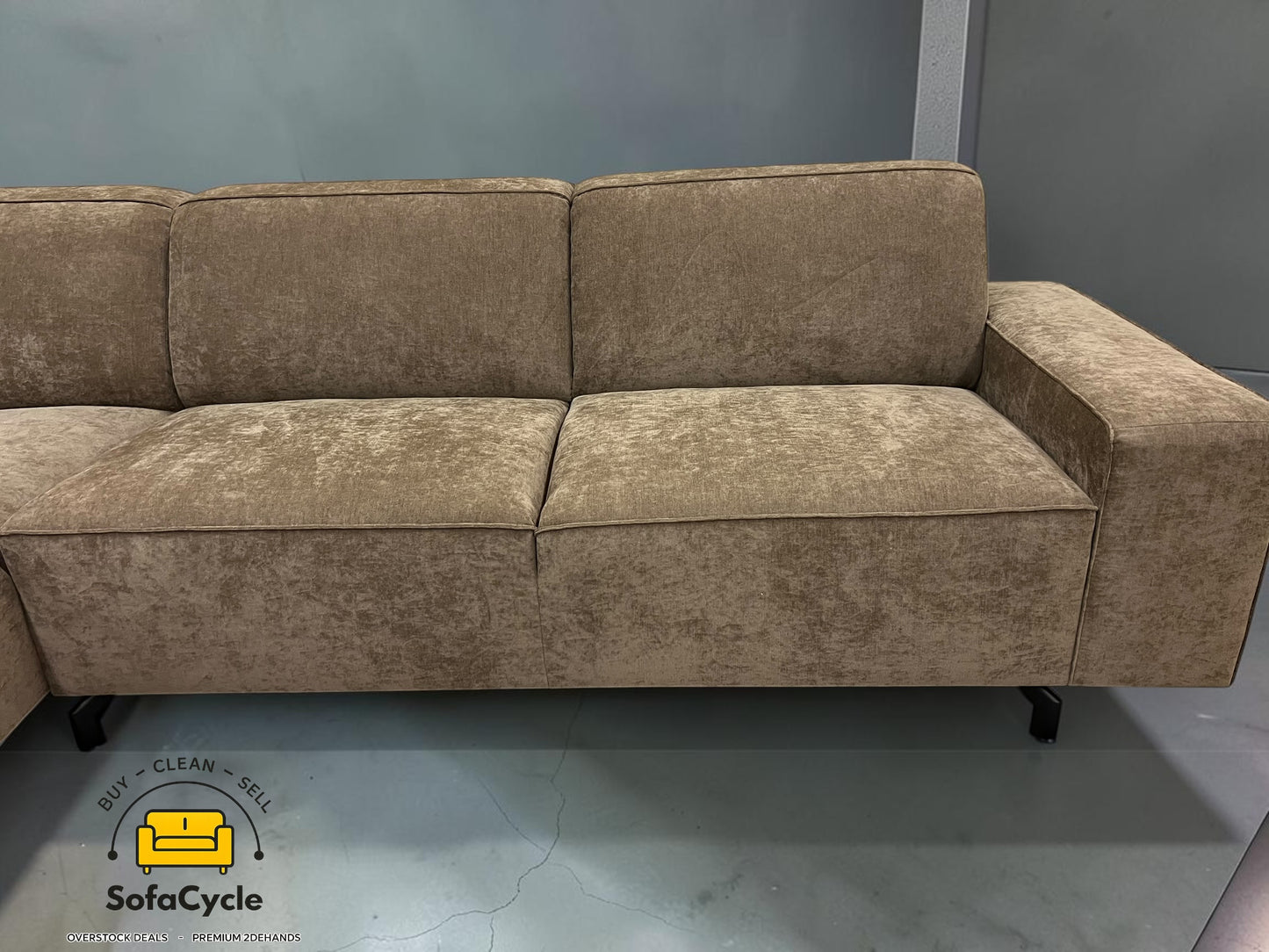 Manchester hoekzetel bruin in stof, hoek L – overstock